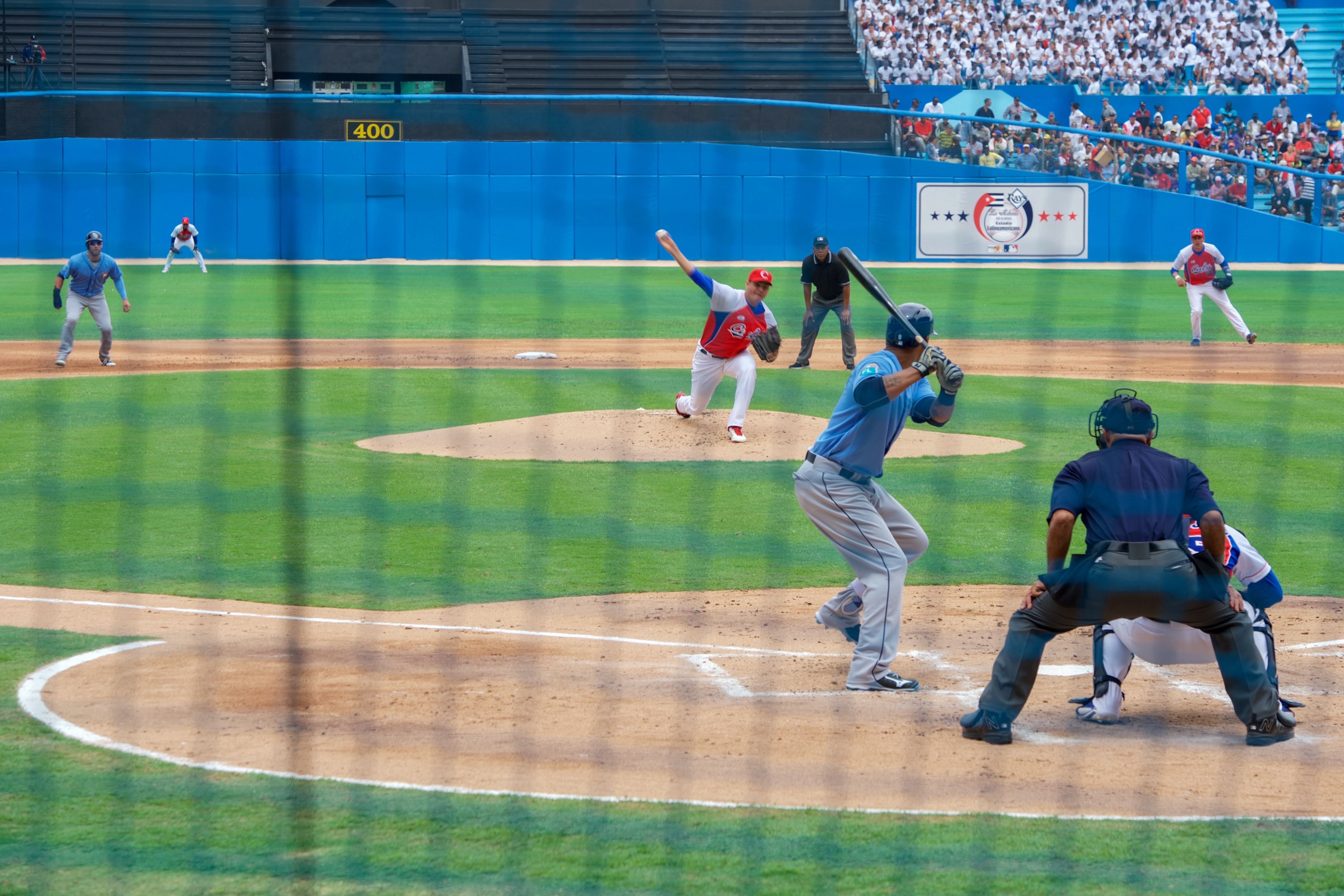 Cuban_National_Baseball_Team_Pitcher_Throws_Pitch_at_Exhibition_Game_Attended_by_President_Obama,_Secretary_Kerry_in_Havana,_Cuba_(25999273875).jpg