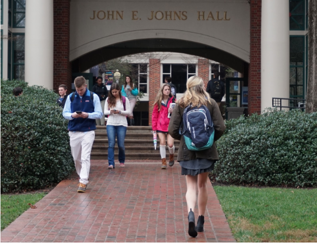 Students transitioning between classes near Johns Hall. Photo courtesy of Kayla Wiles.